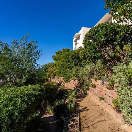 Appartement Les Bougainvillees By Interhome