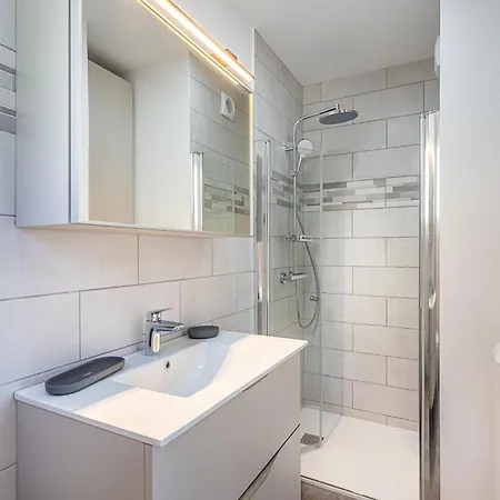 Appartement Les Bougainvillees By Interhome